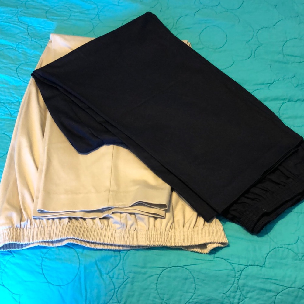 Alfred Dunner Pants size 18. Never worn.